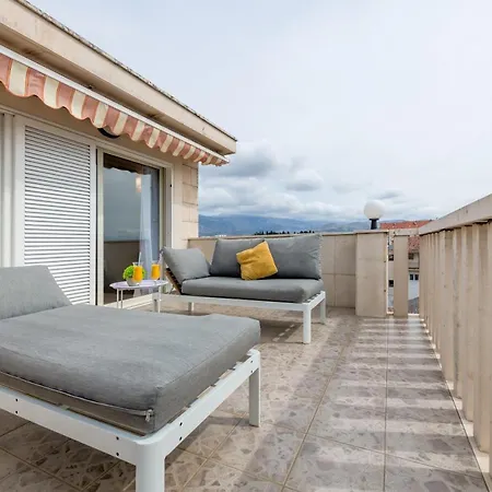 Luxury Galla * Split