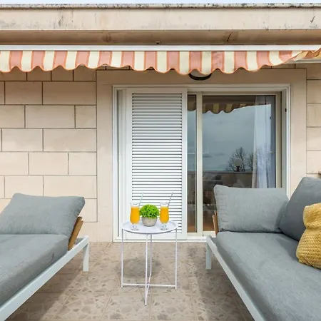 Apartment Luxury Galla